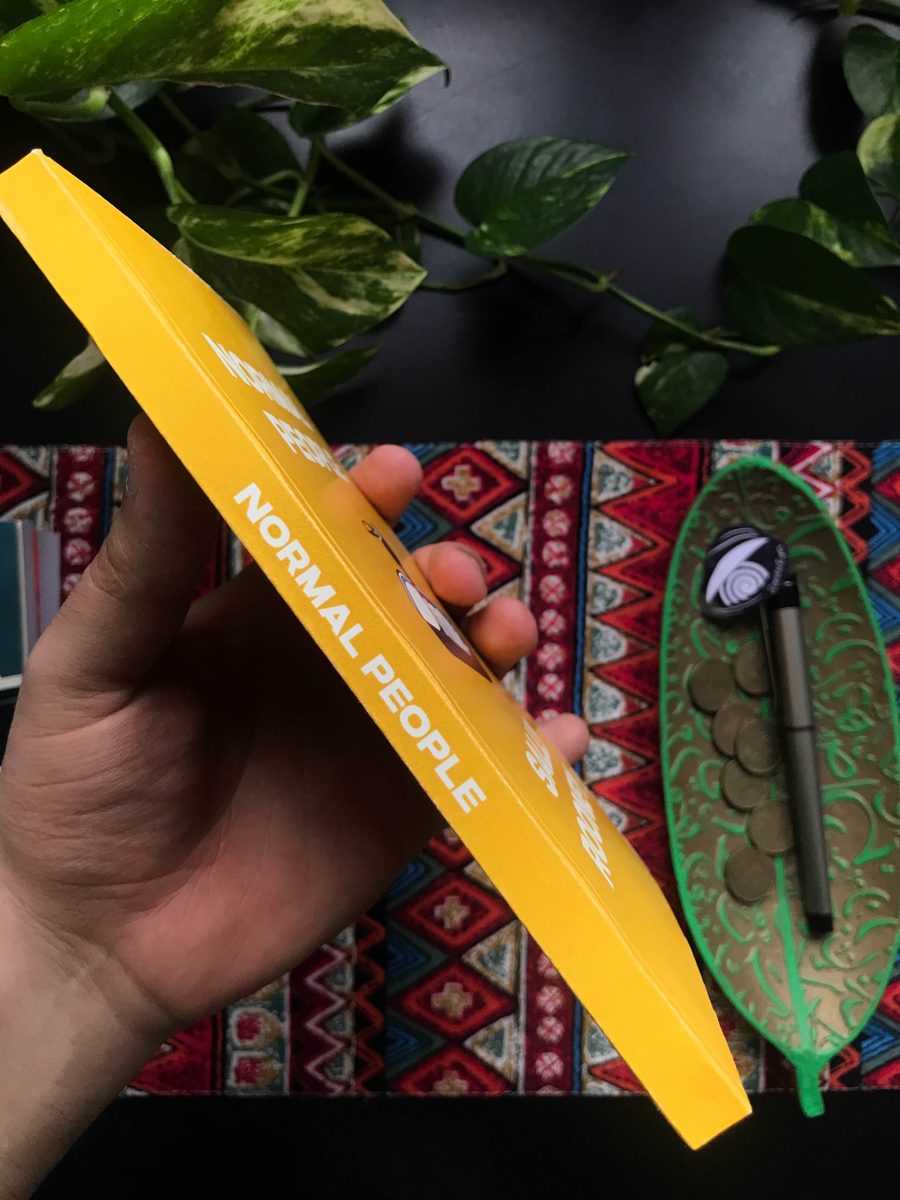 The yellow spine of Normal People